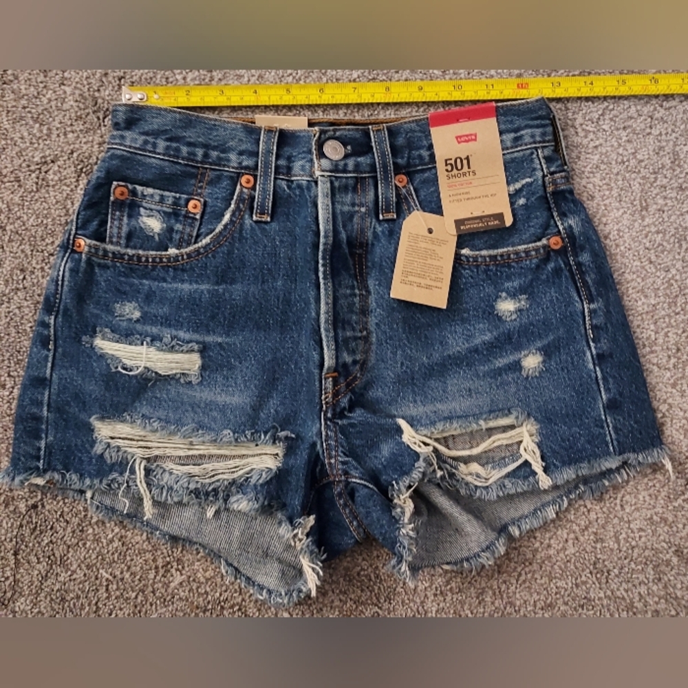 Levi's 501 Distressed Denim Shorts Womens W24 Ripped Frayed Hem Blue Jean Jorts - Picture 11 of 16